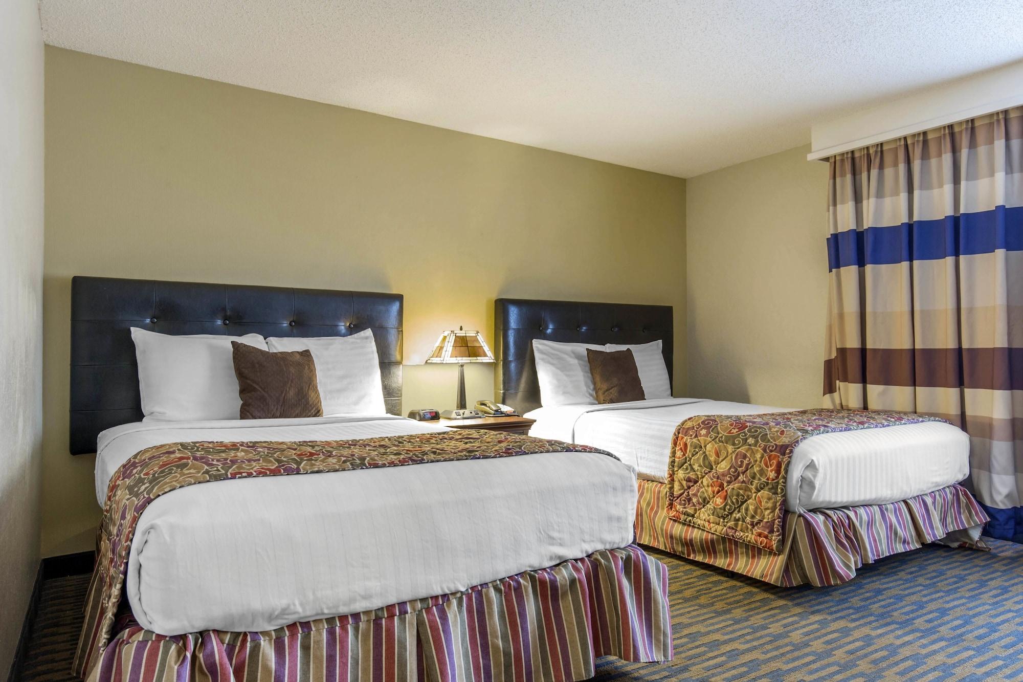 Lamplighter Inn-South Springfield Extérieur photo