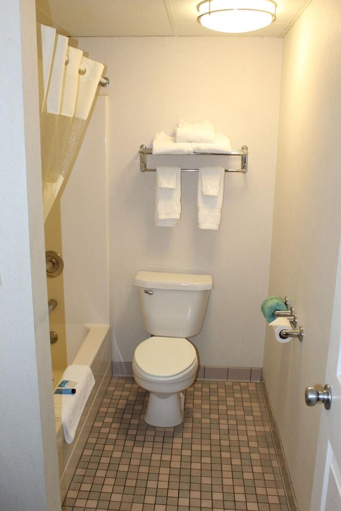 Lamplighter Inn-South Springfield Extérieur photo