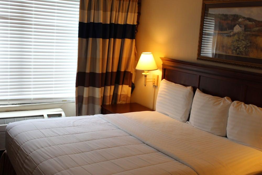 Lamplighter Inn-South Springfield Extérieur photo