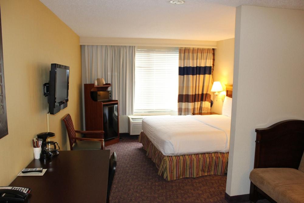 Lamplighter Inn-South Springfield Extérieur photo